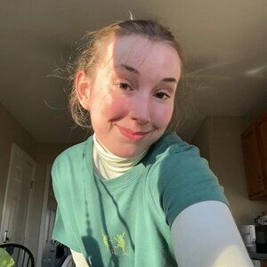 Meet your Posher, Elizabeth